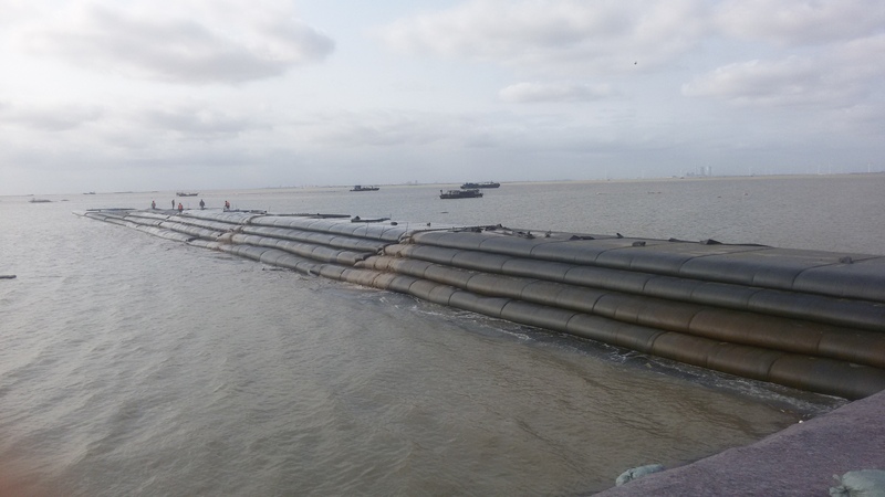 东营经济技术开发区广利港区通用堆场及辅建区陆域形成工程.JPG